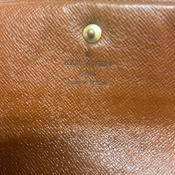 💃Authentic Louis Vuitton Wallet/ Please see pictures - Picture 3 of 11